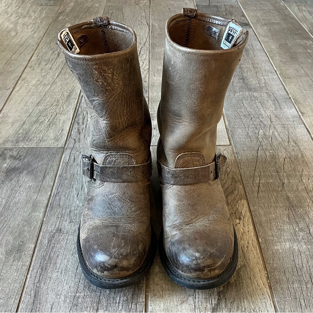 Frye Engineer Women’s Boots Brown Leather Buckle Strap 774007